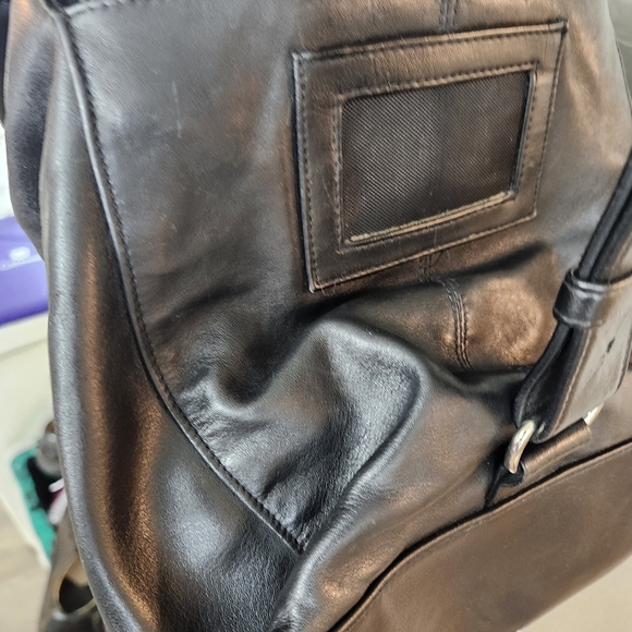 Violetta Black Leather Women's Backpack - Picture 4 of 6